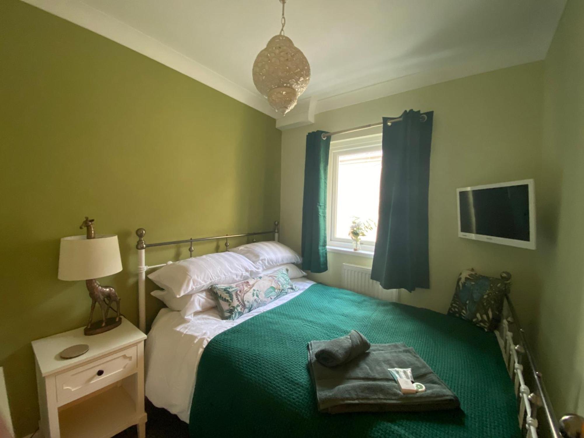 Butterfly Guest House Porthcawl Exteriör bild